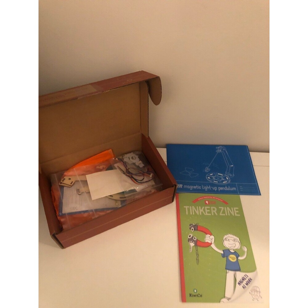 Kiwi‎ Co Tinker Crate Make A Magnetic Light Up Pendulum Ages 9 to 14